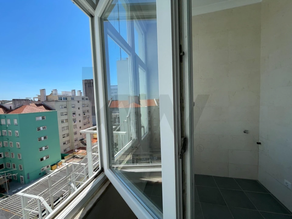 Apartamento T2 para Arrendamento em Areeiro Foto 23