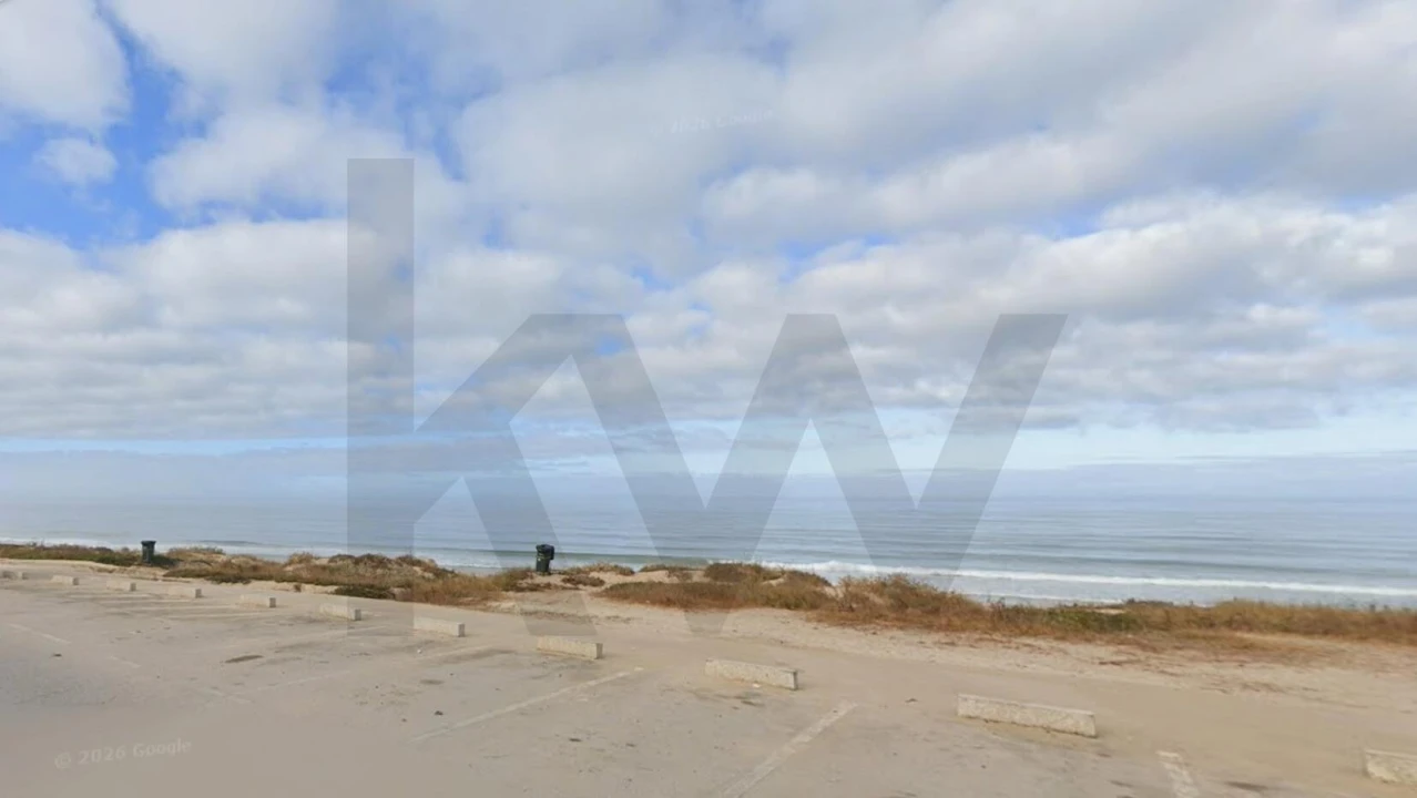 Terreno para Venda em Charneca de Caparica e Sobreda Foto 8