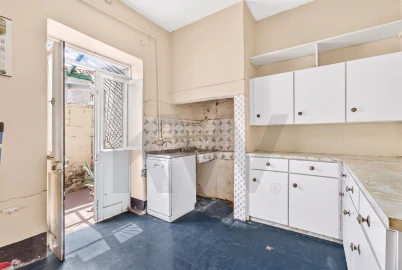Moradia T2 para Venda em Funchal (São Pedro)
