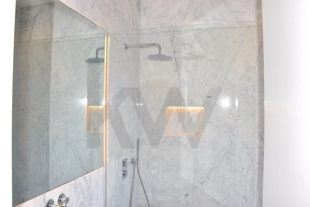 Apartamento T3 para Venda em Santo António Foto 20