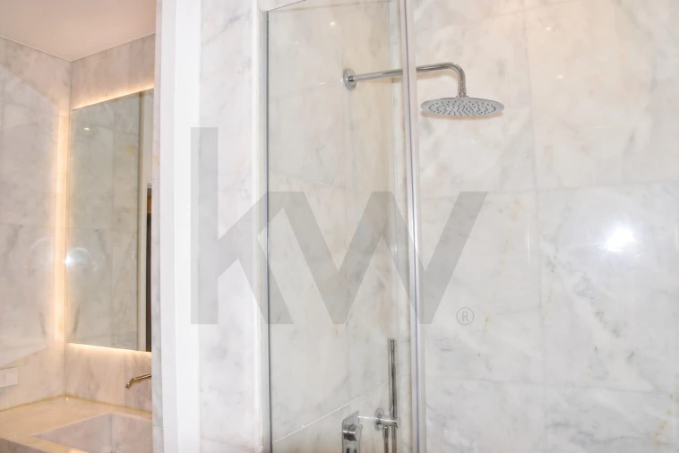 Apartamento T3 para Venda em Santo António Foto 12