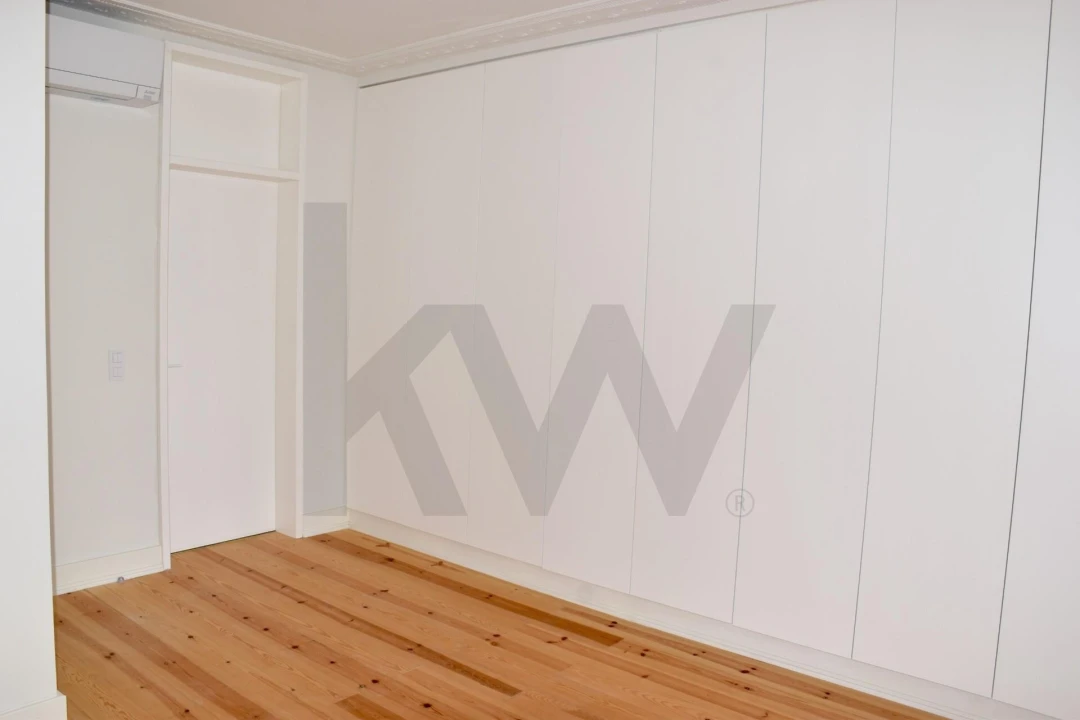 Apartamento T3 para Venda em Santo António Foto 23