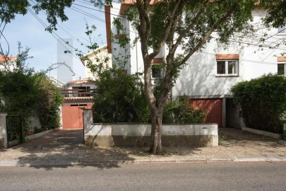 Moradia T4 para Venda em Oeiras e São Julião da Barra, Paço de Arcos e Caxias
