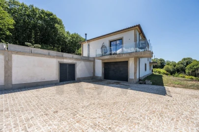 Moradia T3 para Venda em Rubiães