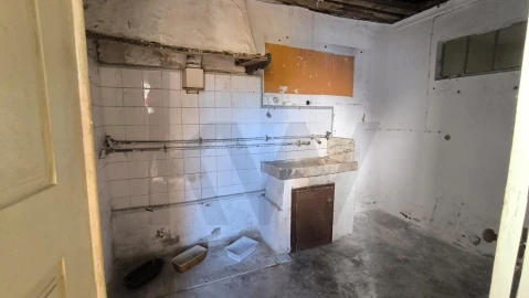 Moradia T2 para Venda em Eiras e São Paulo de Frades