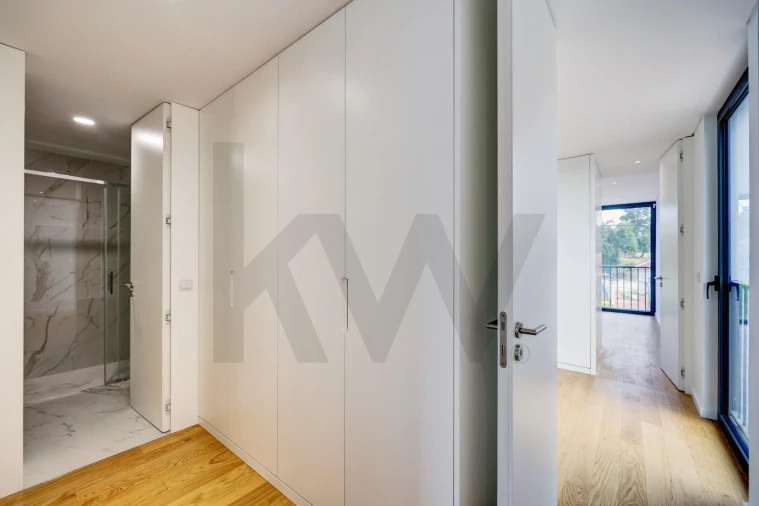 Moradia T4 para Venda em Loures Foto 50