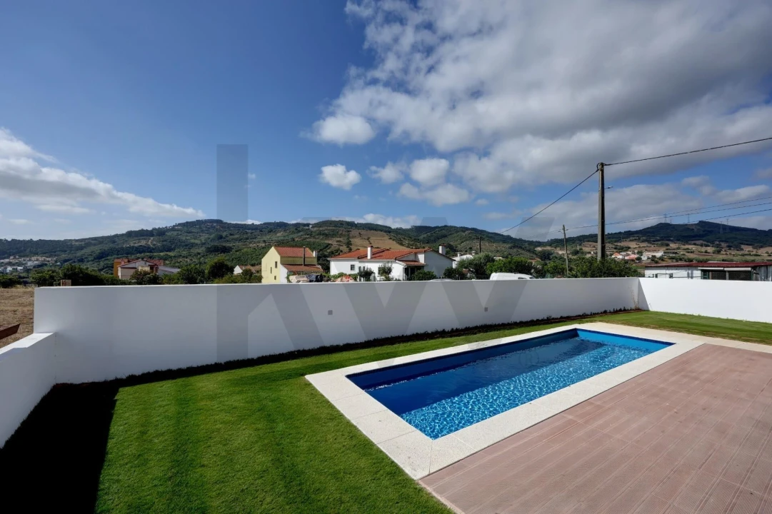 Moradia T4 para Venda em Loures Foto 5