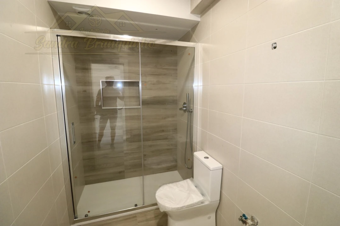 Apartamento T1 para Venda em Silveira Foto 10