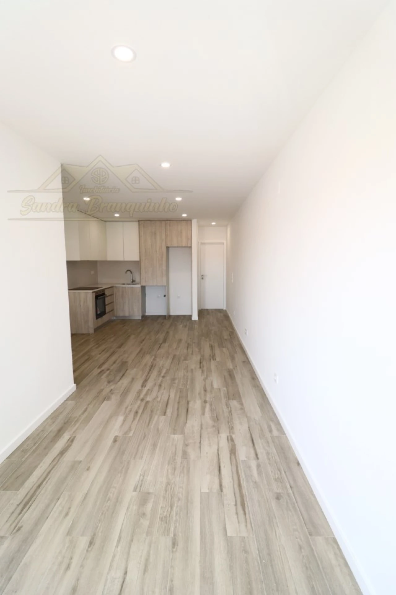 Apartamento T1 para Venda em Silveira Foto 17