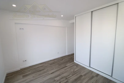 Apartamento T1 para Venda em Silveira