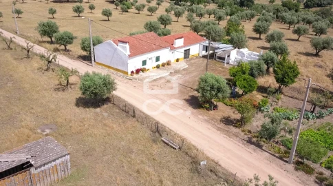 Quinta para Venda em Fronteira