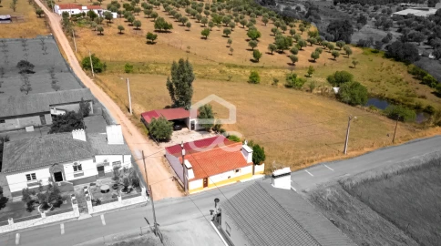 Quinta para Venda em Fronteira