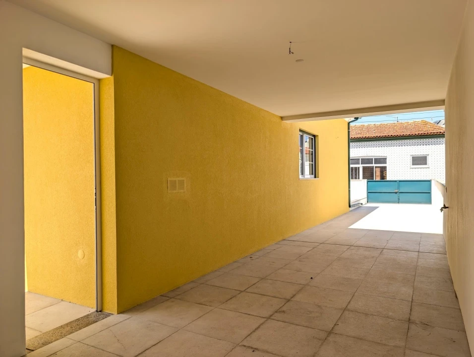 Moradia T3 para Arrendamento em Esgueira Foto 25