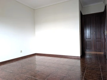 Apartamento T3 para Arrendamento em Águeda e Borralha