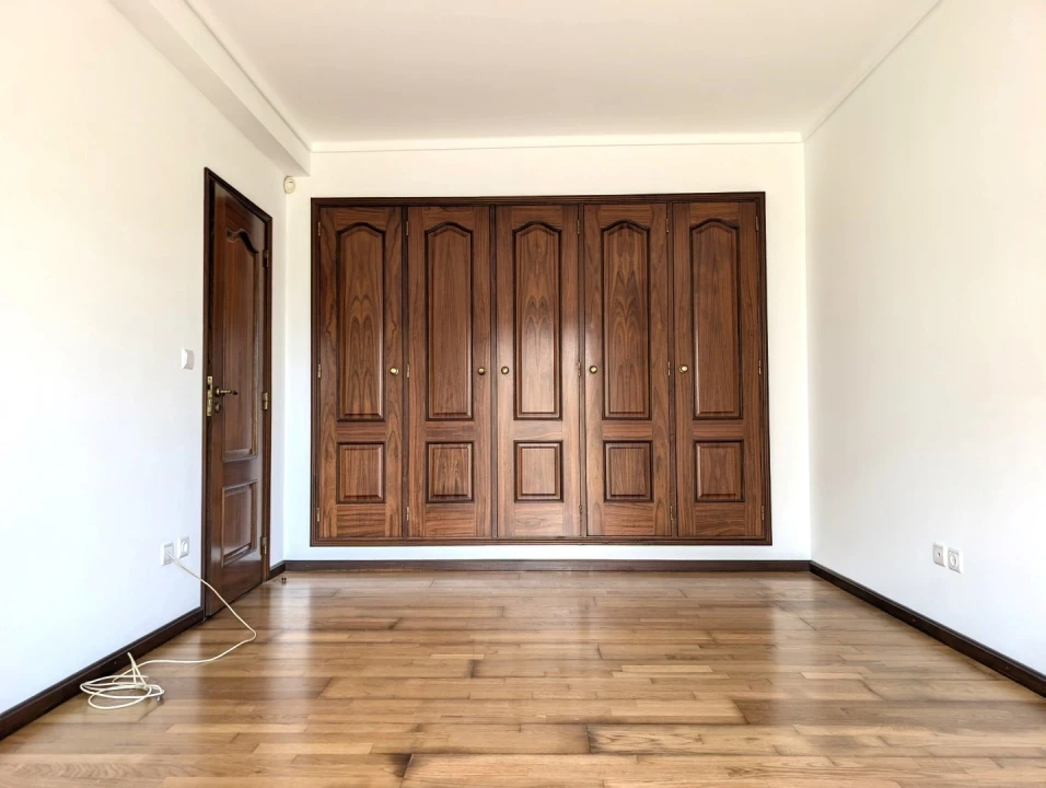 Moradia T3 para Venda em São Bernardo Foto 11