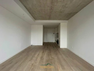 Apartamento T0 para Venda em O. Azeméis, Riba-Ul, Ul, Macinhata Seixa, Madail