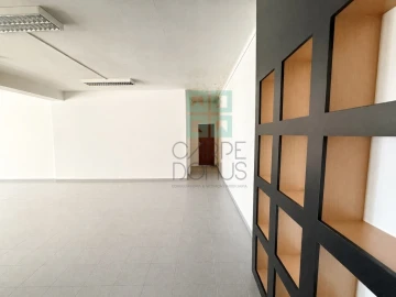 Loja para Venda em Buarcos