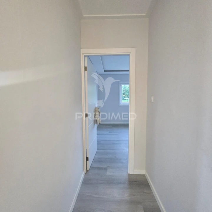 Moradia T4 para Venda em Santa Maria de Lamas Foto 5