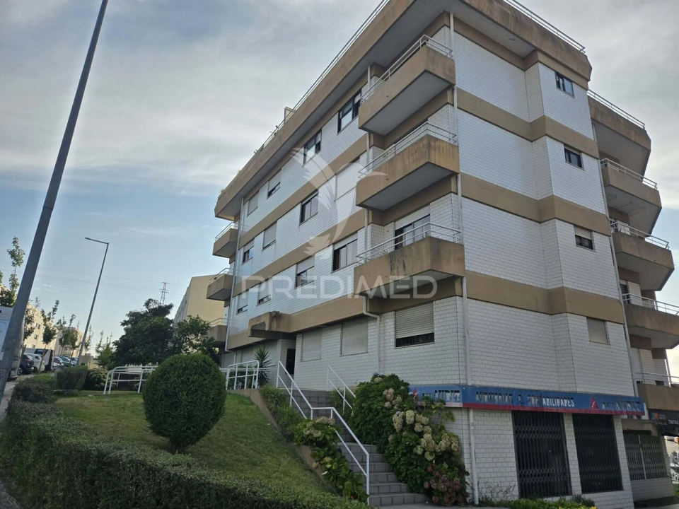 Apartamento T3 para Venda em Aguas Santas Foto 1