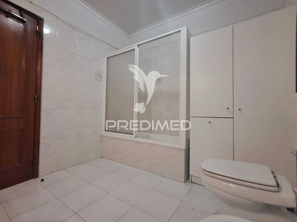 Apartamento T2 para Venda em Algueirão-Mem Martins Foto 21