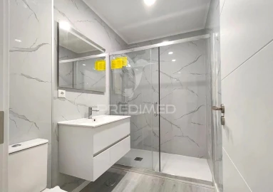 Apartamento T2 para Venda em Corroios