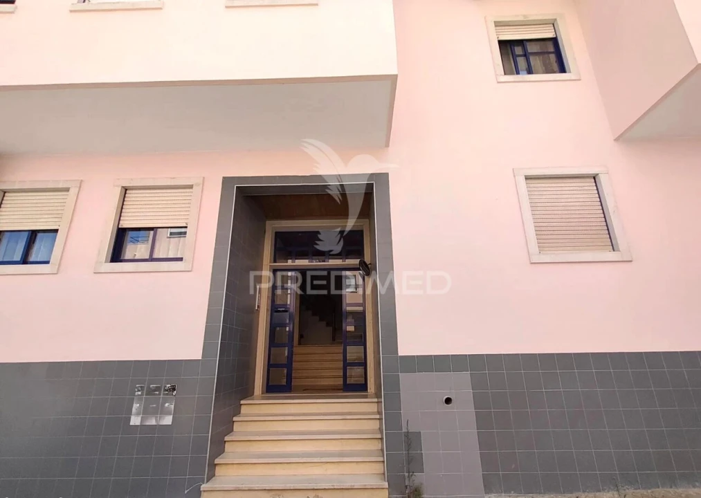 Apartamento T2 para Venda em Corroios Foto 14