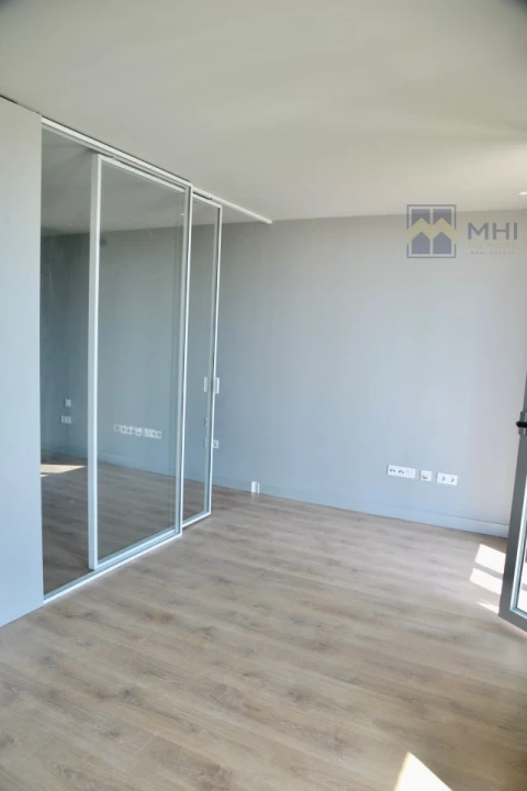 Apartamento para Venda em Cedofeita, Santo Ildefonso, Sé, Miragaia, São Nicolau e Vitória