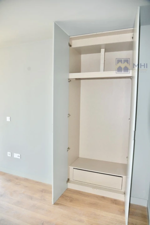 Apartamento para Venda em Cedofeita, Santo Ildefonso, Sé, Miragaia, São Nicolau e Vitória