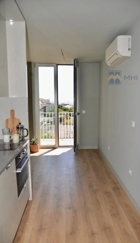 Apartamento para Venda em Cedofeita, Santo Ildefonso, Sé, Miragaia, São Nicolau e Vitória