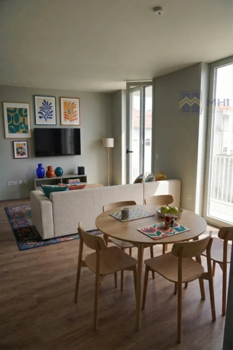 Apartamento para Venda em Cedofeita, Santo Ildefonso, Sé, Miragaia, São Nicolau e Vitória