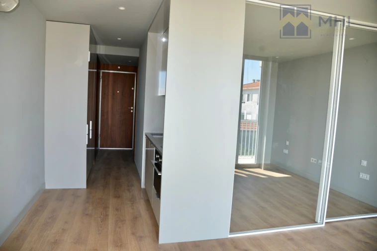Apartamento para Venda em Cedofeita, Santo Ildefonso, Sé, Miragaia, São Nicolau e Vitória Foto 29