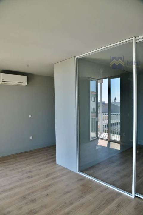 Apartamento para Venda em Cedofeita, Santo Ildefonso, Sé, Miragaia, São Nicolau e Vitória