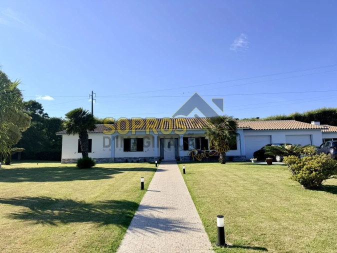 Moradia T3 para Venda em São Sebastião Foto 2