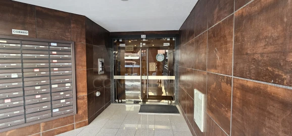 Apartamento T3 para Venda em Sacavém e Prior Velho