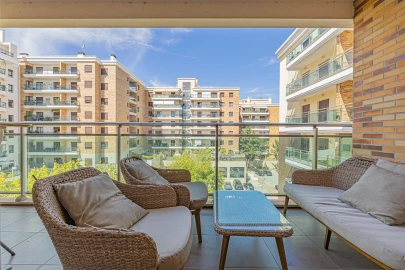Apartamento T3 para Venda em Sacavém e Prior Velho
