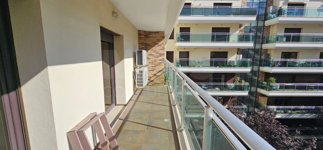 Apartamento T3 para Venda em Sacavém e Prior Velho Foto 2