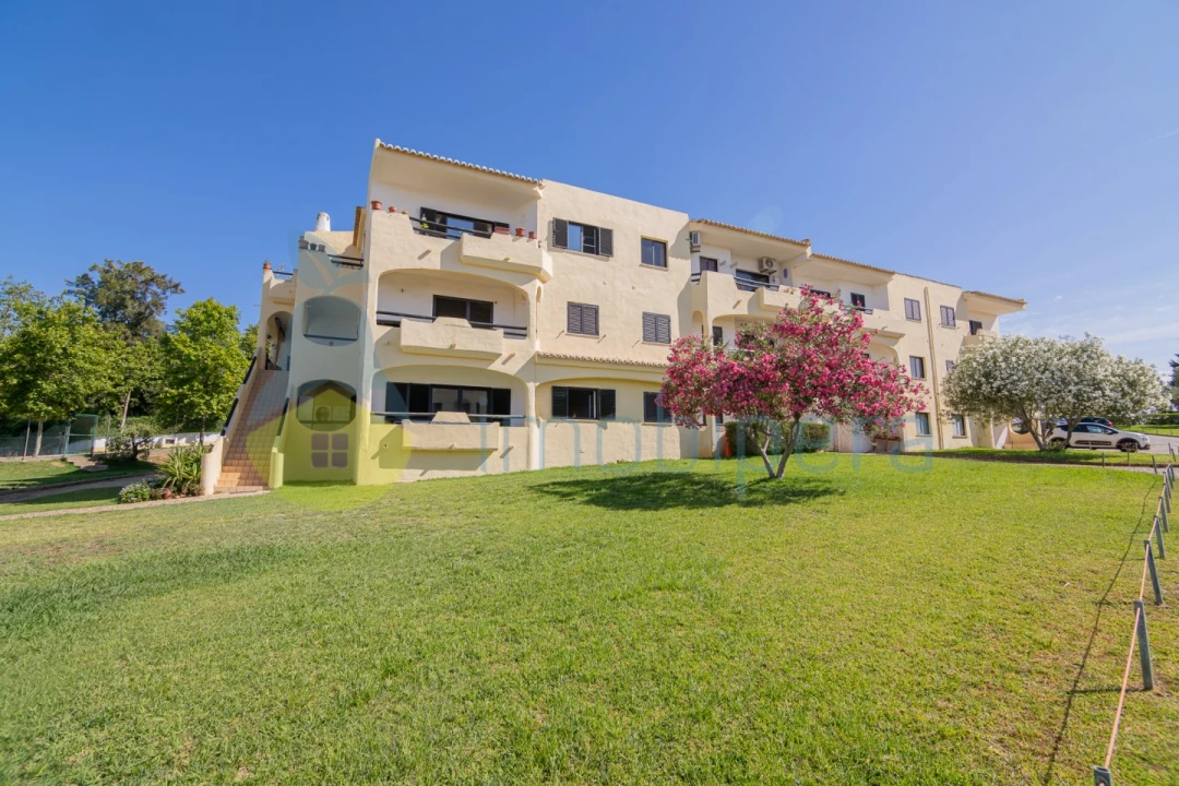 Apartamento T1 para Venda em Alvor Foto 4