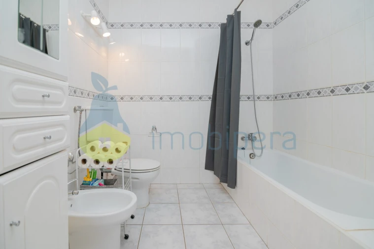 Apartamento T1 para Venda em Alvor Foto 27