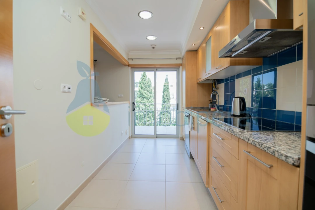 Apartamento T1 para Venda em Portimão Foto 14