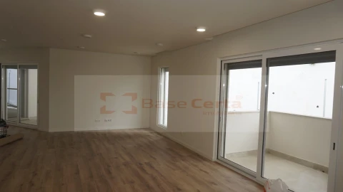 Apartamento T3 para Venda em Santa Clara