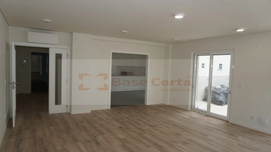 Apartamento T3 para Venda em Santa Clara