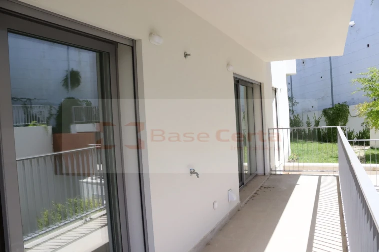 Apartamento T2 para Venda em Santa Clara Foto 12