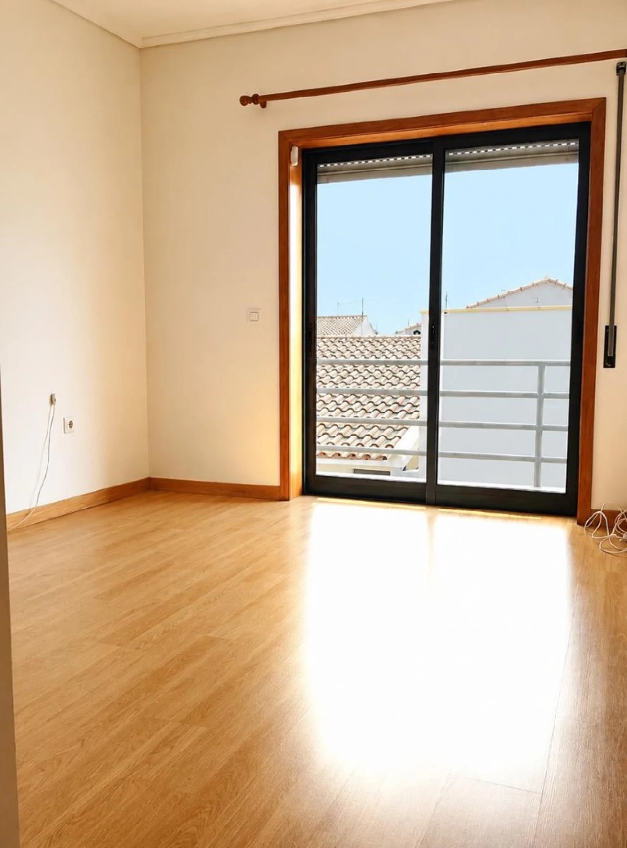 Moradia T4 para Arrendamento em Aradas Foto 12