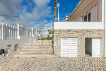 Moradia T5 para Venda em Azeitão (São Lourenço e São Simão)