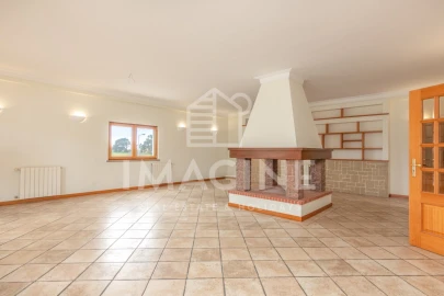 Moradia T5 para Venda em Azeitão (São Lourenço e São Simão)