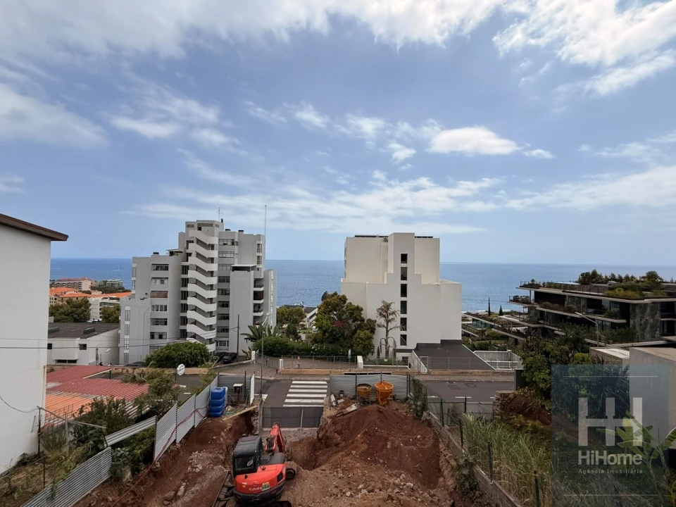 Apartamento T1 para Venda em São Martinho Foto 23