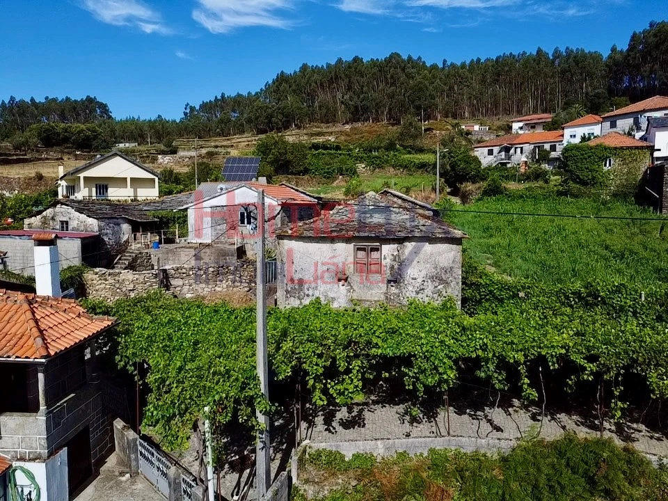 Moradia T3 para Venda em Cabril Foto 3