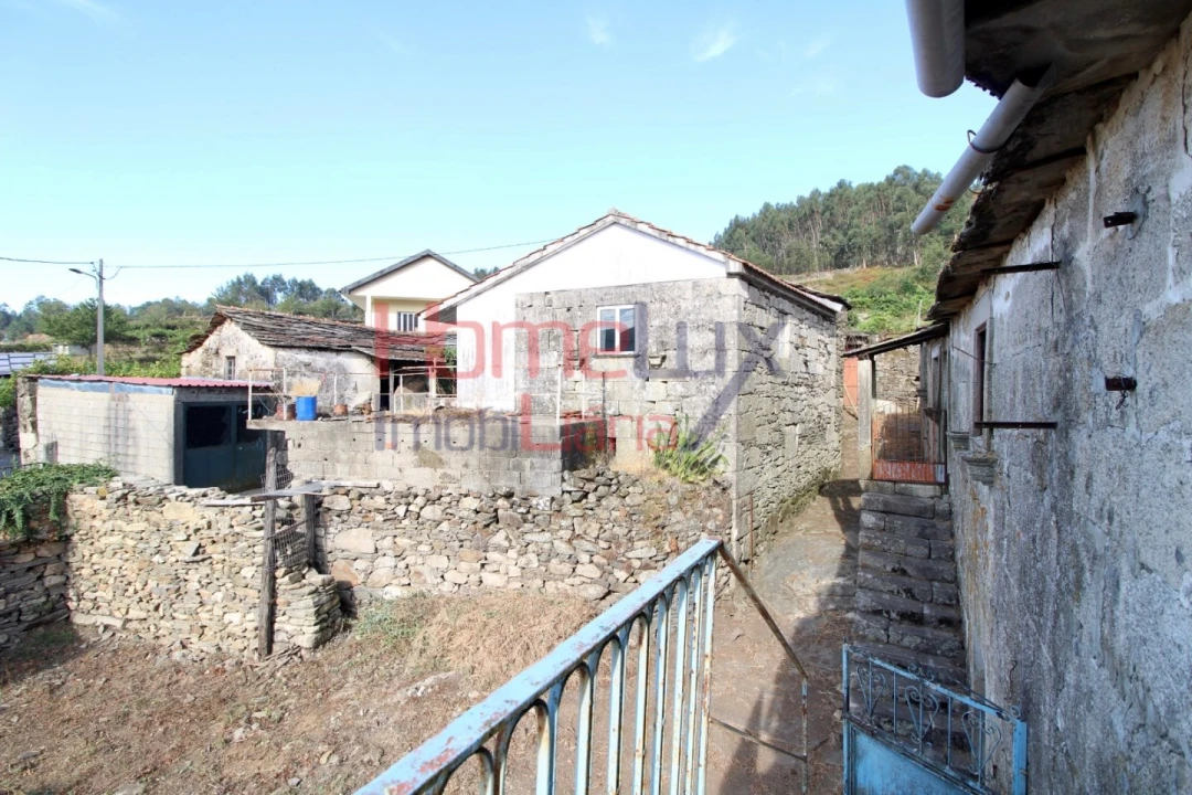 Moradia T3 para Venda em Cabril Foto 13