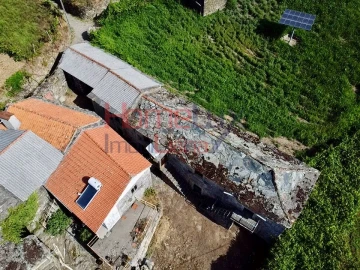Moradia T3 para Venda em Cabril