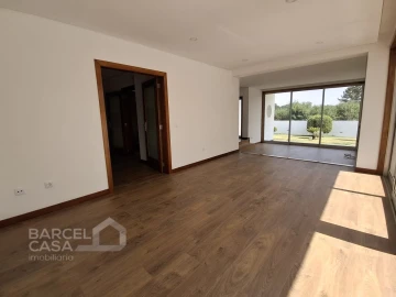 Moradia T4 para Venda em Tamel (São Verissimo)